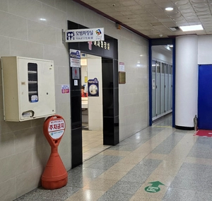 화장실에 버려진 아기, 외국인 출산도 법 사각지대에 버려졌나 [미공개 수첩]