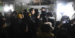 [속보] 오전 1:00 국회, 비상계엄 해제