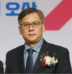 ‘뇌물혐의 무죄’ 강현도 오산부시장… “명예롭게 퇴직할 수 있게 돼 감사”