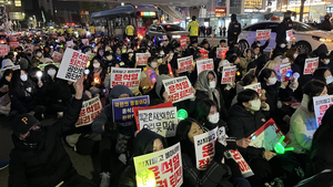 [영상+] 인천 시민들 ‘탄핵 촛불’ 밝혔다