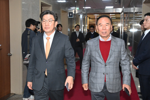 [화보] 국민의힘 중진의원들, 우원식 국회의장 항의 방문