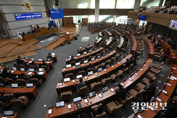 19일 경기도의회 본회의장에서 제379회 정례회 제7차 본회의가 진행되고 있다. 2024.12.19 /최은성기자 ces7198@kyeongin.com