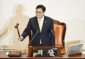 우원식 커진 존재감, 플랜B 대선 후보들에 영향 줄까