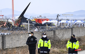 세 차례 ‘메이데이’, 조류충돌 때문… 무안 제주항공 참사 여객기 교신 분석