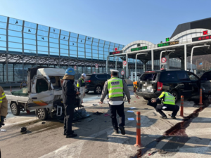 [사건사고 비하인드] 운행 막지 않고 ‘차로폐쇄 전광판’… 순서 바뀐 매뉴얼