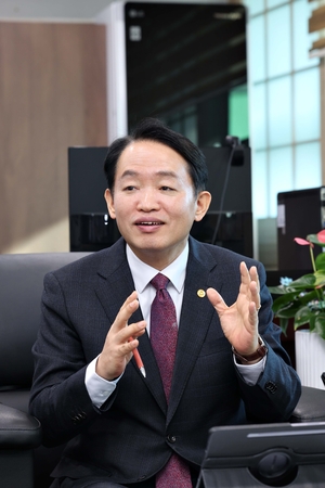 김찬진 인천 동구청장 “화수부두 일대 첨단산업 메카로 만들겠다”