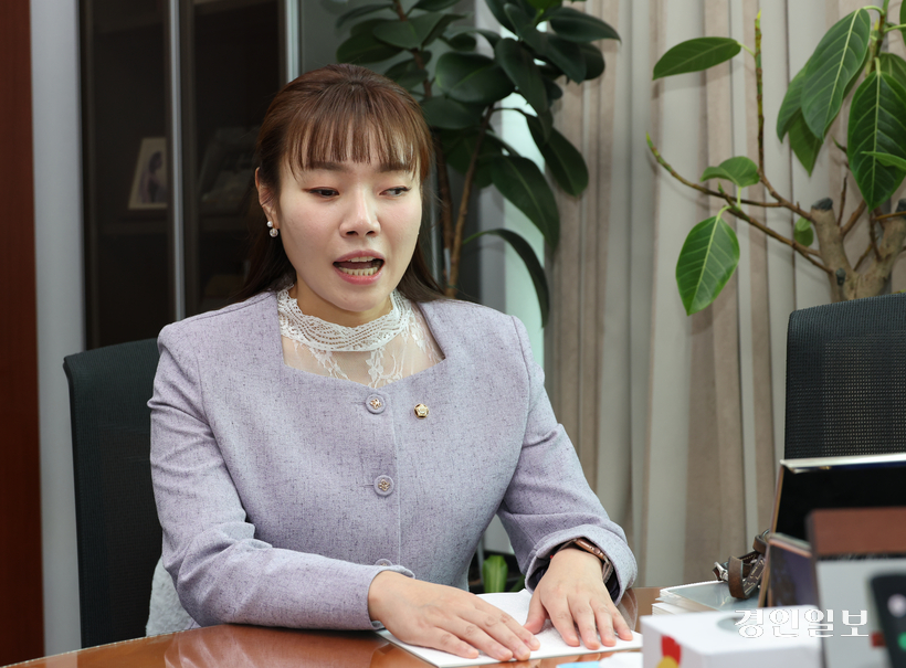 김예지(사진) 의원은 “치매 환자에 대한 신체적 자유가 충분히 확보돼야 한다”며 개정안 발의 취지를 설명했다. 2024.11.24 /의원실 제공