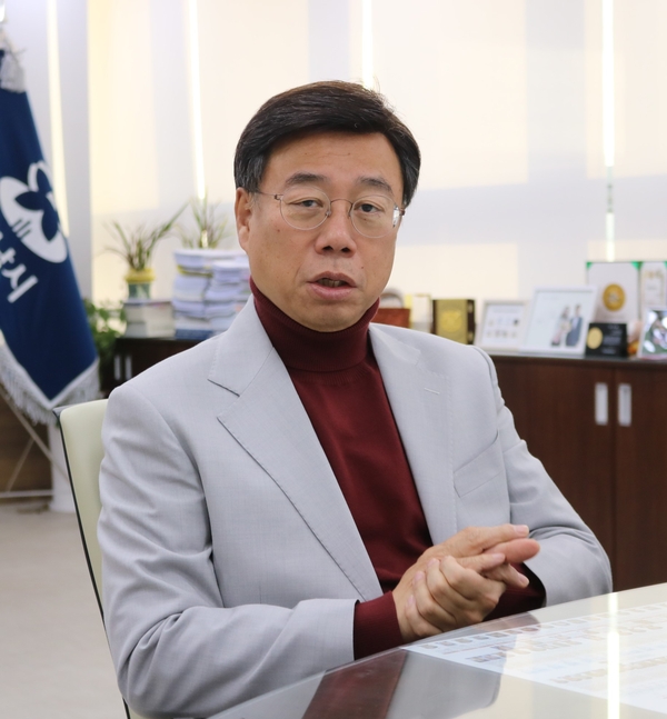 신상진 성남시장은 “임기 4년차인 올해는 그동안 추진해왔던 역점사업의 성과를 본격적으로 시민들에게 돌려드려야 할 때”라며 “약속을 반드시 지키겠다”고 강조했다. /성남시 제공