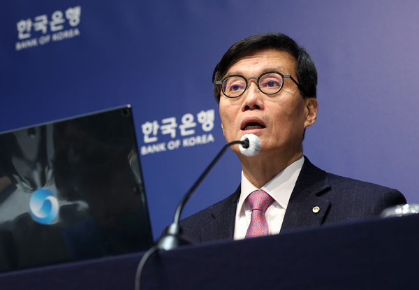 이창용 한국은행 총재가 16일 서울 중구 한국은행에서 열린 금융통화위원회 기준금리 결정에 관한 기자간담회에서 발언하고 있다. 2025.1.16 /연합뉴스