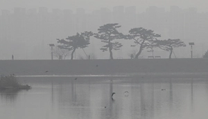 [포토] 미세먼지가 그린 ‘잿빛 풍경화’