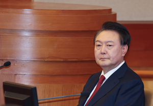 윤석열 대통령, 탄핵심판 출석 ‘비상계엄 선포 사유’ 설명