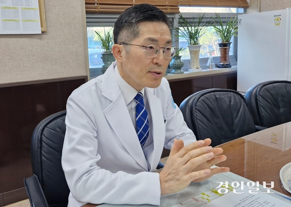 이필수 경기도의료원장은 “지역책임 의료기관으로서 컨트롤타워가 돼 지역 내 의료 불편과 어려움을 최소화해야 한다”고 말했다. 2025.1.21 /고건기자 gogosing@kyeongin.com