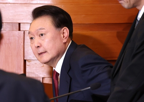 윤석열 대통령이 지난 23일 서울 종로구 헌법재판소에서 열린 탄핵심판 4차 변론에 출석해 있다. 2025.1.23 /사진공동취재단