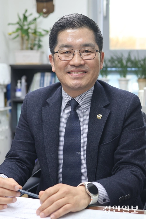 김동훈 남양주시의원은 “소통과 현장, 실행을 바탕으로 의정활동을 펼쳐나가겠다”고 밝혔다. 2025.2.3 남양주/이종우기자 ljw@kyeongin.com