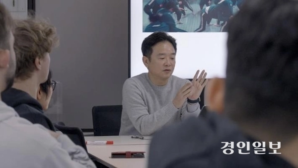 남경필 전 경기도지사가 지난달 27일(현지 시간) 영국 옥스퍼드대학교에서 ‘한국 사회의 증가하는 마약 위기: 도전과 회복력’이라는 주제로 강연을 진행했다. 2025.1.27 /은구 제공