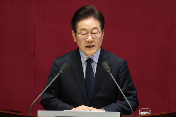 더불어민주당 이재명 대표가 10일 국회 본회의에서 교섭단체 대표 연설을 하고 있다. 2025.2.10 /연합뉴스