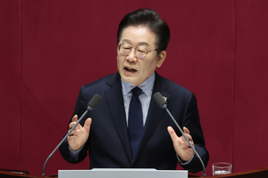 [영상+] 이재명 “주4일 근무 국가로 나아가야”… 노동시간 유연화에 시간 할애