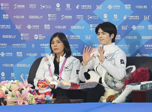 [하얼빈 동계 AG] ‘남자 피겨 간판’ 차준환, 싱글 쇼트 2위…13일 역전 우승 노린다