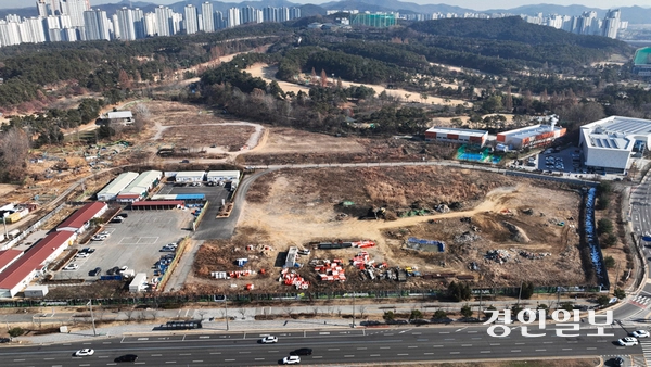화성 동탄2신도시 주민들의 염원인 대학병원 유치가 무산됐다. 사진은 화성시 오산동 대학병원 예정부지. /경인일보DB