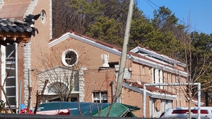 [포토] 포천 노곡리 민가에 포탄 낙하