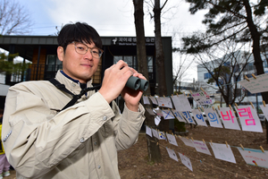 [인터뷰…공감] ‘개체수 1만 마리 꿈’ 권인기 인천시 저어새 생태학습관장