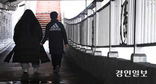 미등록 이주아동 보도 이후 수도권 교육감들이 이들의 교육권 보장 대책을 전국시도교육감협의회에 긴급안건으로 제출하기로 했다. /경인일보DB