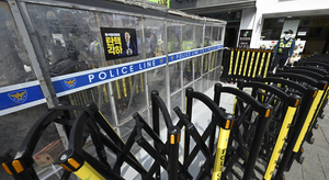 윤석열 대통령 ‘파면’ 우세 속 신중론… “한덕수 선고 영향 적을 것”