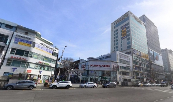 인천에서 공시지가가 가장 높게 공시된 금강제화 부평점/출처 : 네이버 로드뷰 캡처