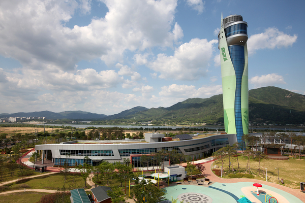 수도권 동부권의 해돋이 명소로 ‘하남유니온파크&타워’ 전경. /하남시 제공