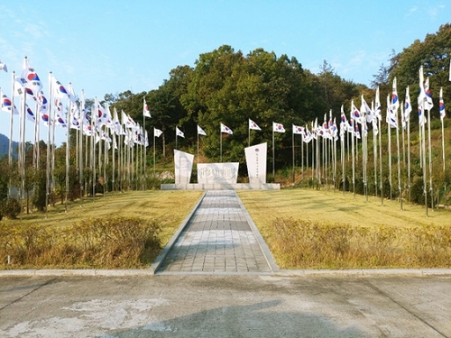 “1919년 3월 1일 정오 2천만 겨레의 함성은 신분과 계층, 지역과 종교를 초월해 ‘삼천리 금수강산’을 뒤흔들었고, 세계만방에 우리 민족의 기개를 떨쳤다.” 파주독립광탄공원 비문 /파주시 제공