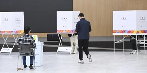 강화군 재보선 접전 양상… 막판까지 표심 잡기 치열