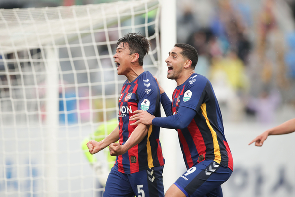 수원FC 이현용은 극장 역전골을 넣으며 승리에 마침표를 찍었다. 2025.4.12 /한국프로축구연맹 제공