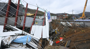 신안산선 붕괴 실종자 수색 닷새째… 실종 추정 컨테이너 구조대 진입