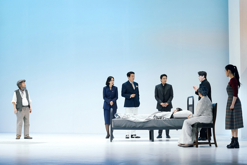 연극 ‘시련’의 공연 장면 /㈜더블케이엔터테인먼트 제공