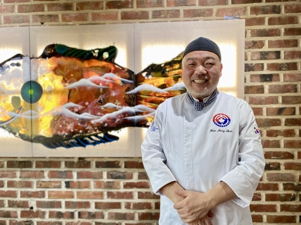 김중배 셰프는 “‘개항기 당시 인천에 사는 외국인들은 무엇을 먹으며 살아갔을까?’란 질문에서 출발해 시민들과 함께 당시 음식을 재현해 낼 계획”이라고 말했다. 2025.4.23 /박경호기자 pkhh@kyeongin.com