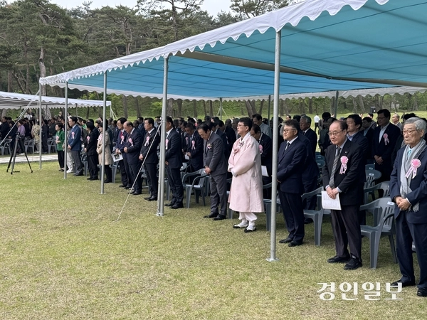 세종대왕 탄신 628돌을 맞아 숭모제전이 15일 오전 세종대왕 영릉 정자각에서 엄숙히 봉행됐다. 2025.5.15 여주/양동민기자 coa007@kyeongin.com