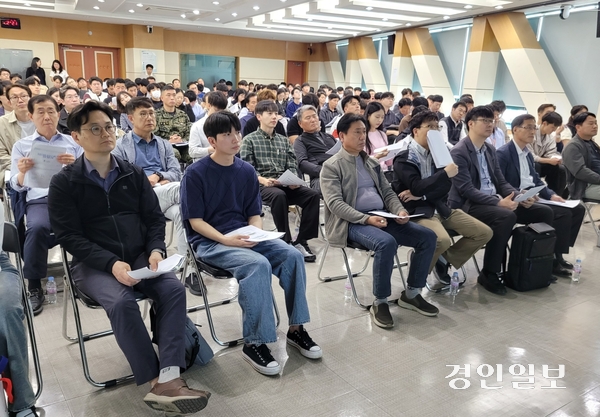 한강유역환경청은 15일 ‘장마철 대비 비점오염원 설치신고 사업장 대상 교육’을 진행했다. 2025.5.15 /한강유역환경청 제공