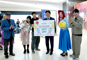 특별함 더한 ‘한국만화박물관’… 세대공감 문화 공간 ‘각광’