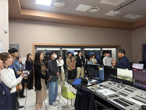 고양교육지원청이 지난 19일 신규·실무수습 공무원들의 현장 업무 적응 지원 및 소통 창구 마련을 위한 정담회를 개최했다. 2025.5.19 /고양교육지원청 제공