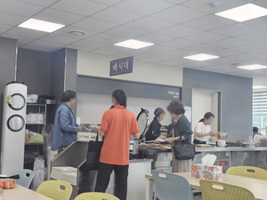 [르포] 고물가 시대, ‘가성비 식사’로 주목받는 법원 구내식당