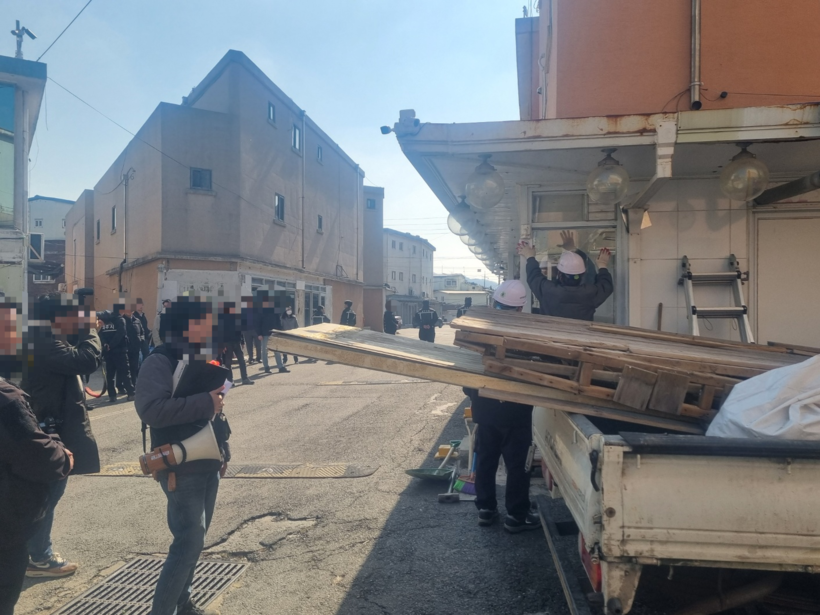 [영상+] 유엔 “성노동자 주거권 보호” 지적에 용주골 행정대집행, 인권위 제소된다