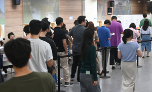 김포 이어 부천 사전투표소에서도 22대 총선 투표용지 발견