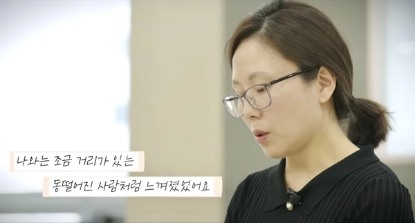국민의힘 김문수 대선 후보의 딸 김동주 씨가 아빠에게 쓴 편지를 읽고 있다. /출처 국민의힘TV
