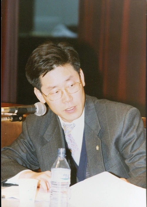 이재명 대통령이 성남에서 인권변호사로 활동하던 시절.