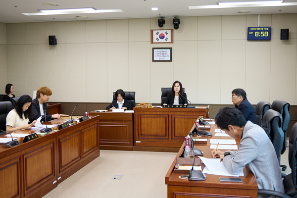 용인시의회 운영위원회가 4일 회의를 열어 오는 12일부터 27일까지 제293회 제1차 정례회를 개최키로 결정했다./용인특례시 의회 제공