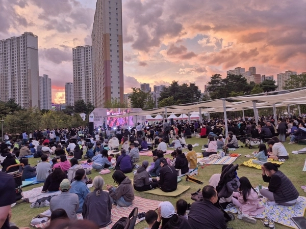 지난해 10월 남양주 다산중앙공원과 선형공원, 수변공원 일대에서 개최된 ‘2024 경기정원문화박람회’. /남양주시 제공
