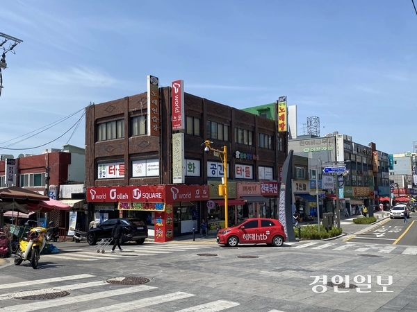 인천 서구 석남동 거북시장에 있는 문화공간 터·틀 전경. 2025.6.5 /박경호기자 pkhh@kyeongin.com