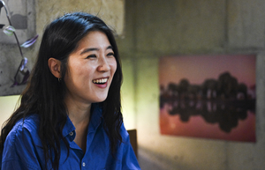 [인터뷰…공감] 희곡 ‘죽음들’로 전환점 맞은 황정은 극작가