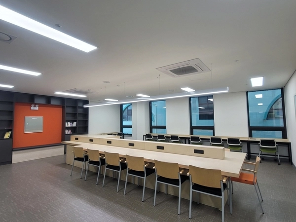 고양시 덕양구 화정동에 위치한 내일꿈제작소 2층 전경. 2025.6.20 /고양시 제공