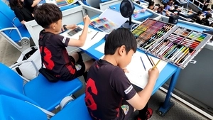 제8회 축구사랑 그림그리기 대회 ‘그리고, 찐팬이 됐다’